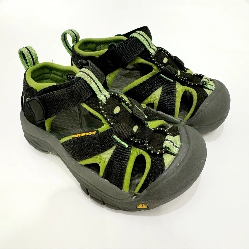 KEEN Newport H2 Water Hiking Sandals Black Lime Green Size 8